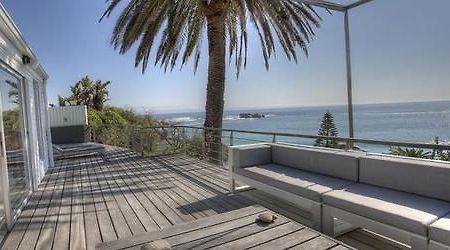 Sea Haven Hotel Camps Bay Exterior photo